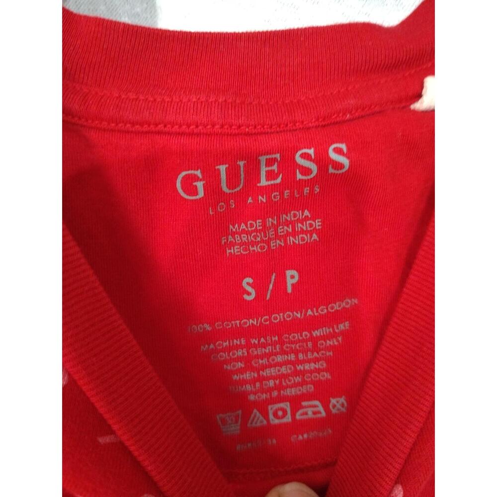 Vintage Guess S/P Short Sleeve Crew Neck Tshirt Red Spellout Logo Print Tee - Picture 2 of 6